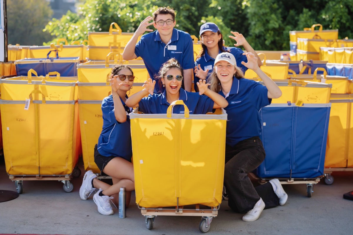 University Housing Move-In