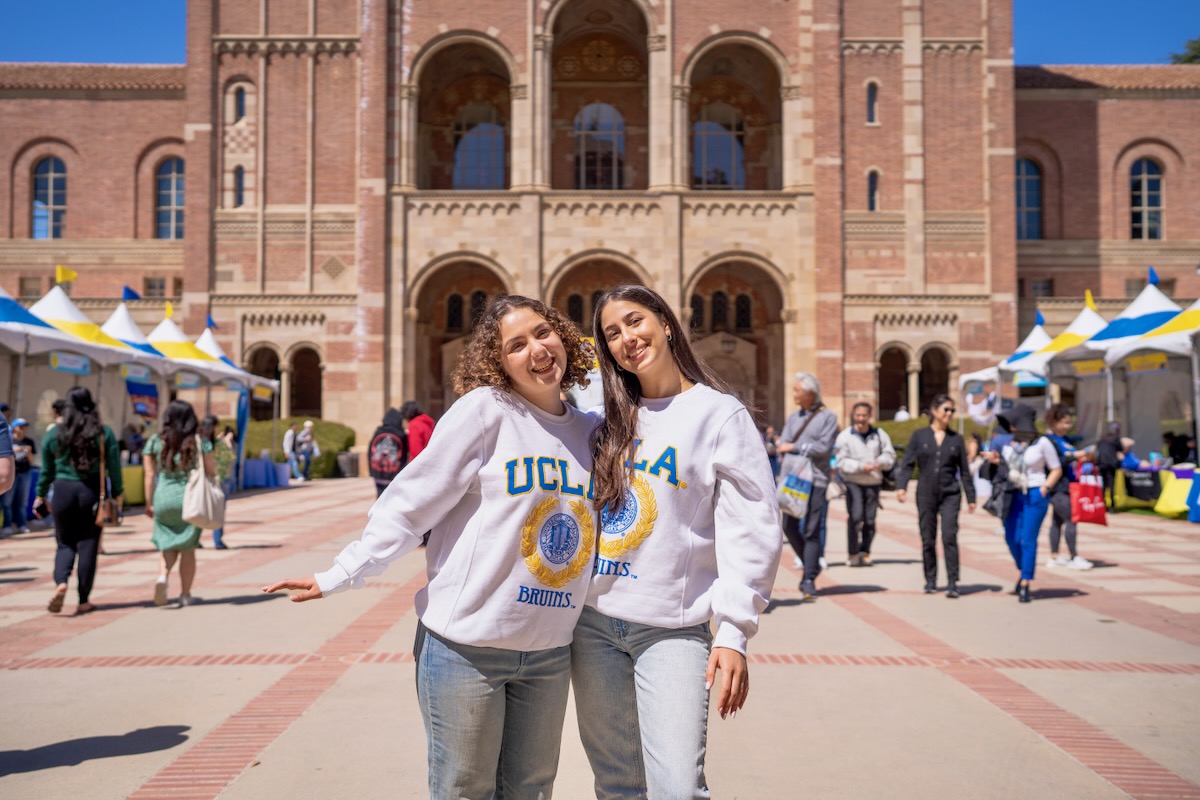 UCLA Spirit Day